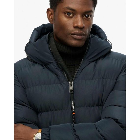 Superdry Ανδρικό Μπουφάν Puffer M5011905A-D9W Hooded Sports Navy - ΝΕΕΣ ΠΑΡΑΛΑΒΕΣ στο Bodyman