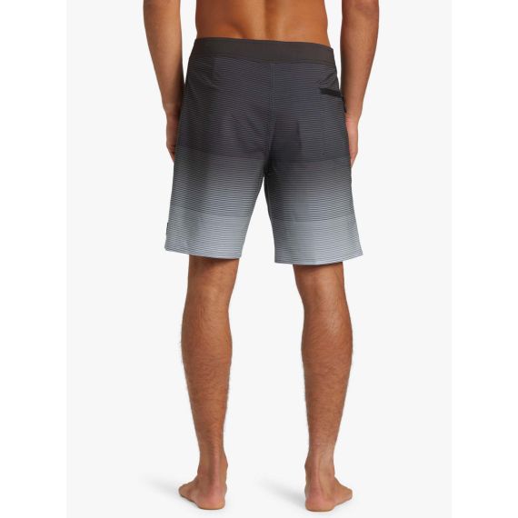Quiksilver Ανδρικό Μαγιό Boardshort AQYBS03651-KVJ6 Surfsilk Massive 18'' Black ωωωω - Βερμούδες Μαγιό στο Bodyman