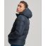 Superdry Jacket M5011827A-98T Sports Puffer Hodded Navy - Μπουφάν στο Bodyman